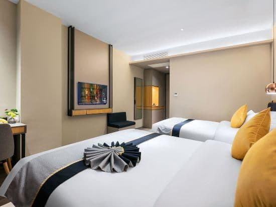 Twin Superior Room