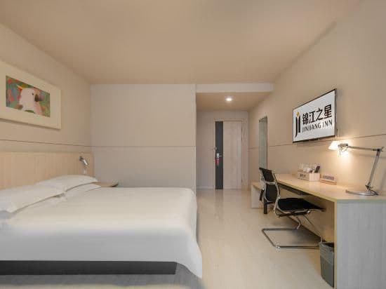 WH - Superior Bed Room