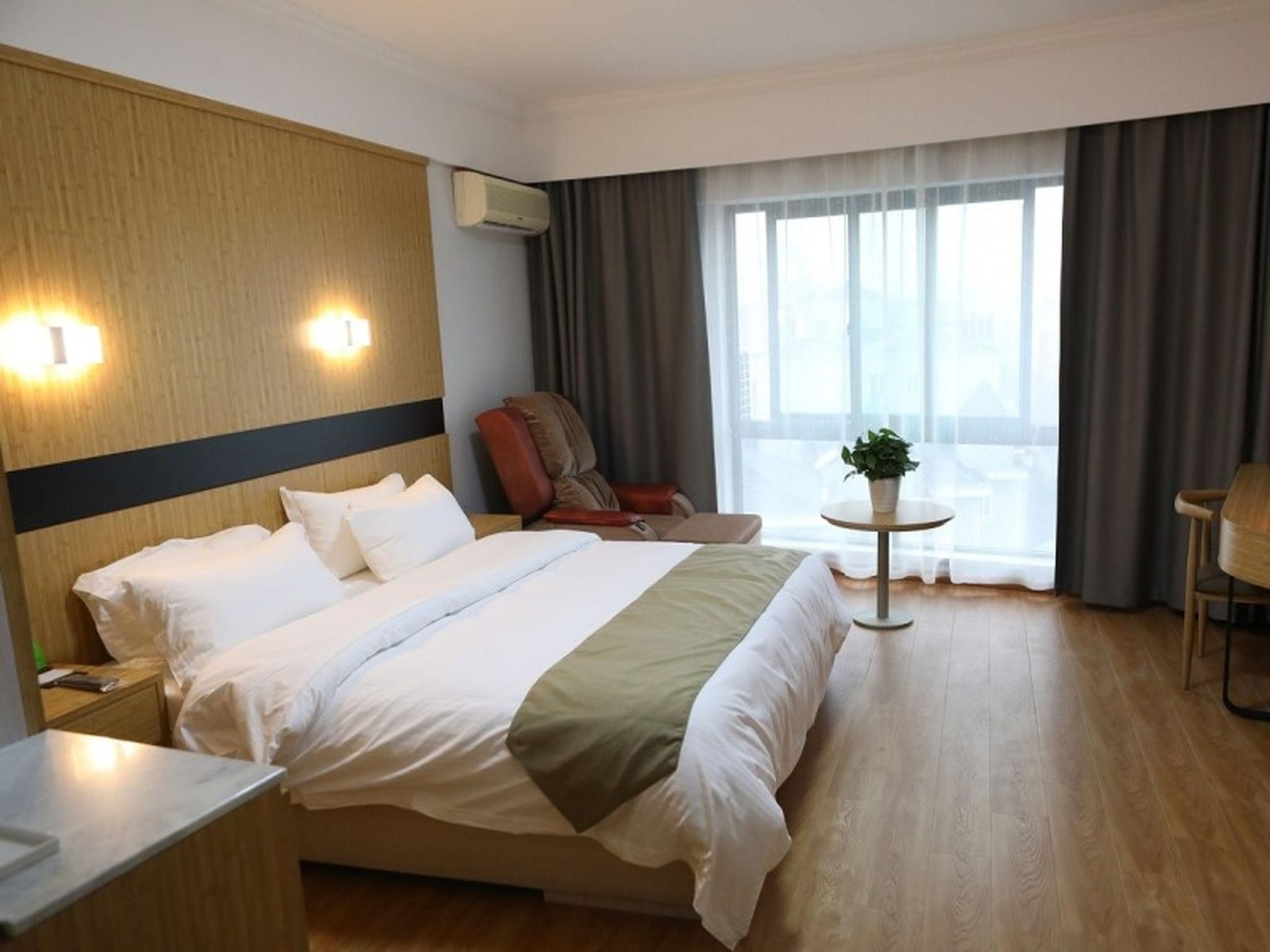 Vatica Hangzhou Linan Qianwang Street Hotel4