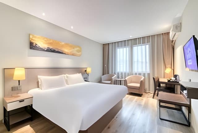 HOM - Superior 1 Bed Room