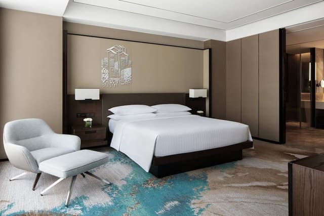 Junior Suite, 1 King Bed