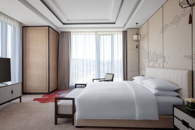 Junior Suite, 1 King Bed