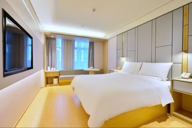 DOUBLE Double Superior Room Comfort Bed