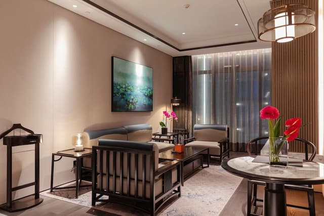Junior Suite, 1 King Bed