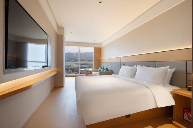 Huazhu - Business Bed Room