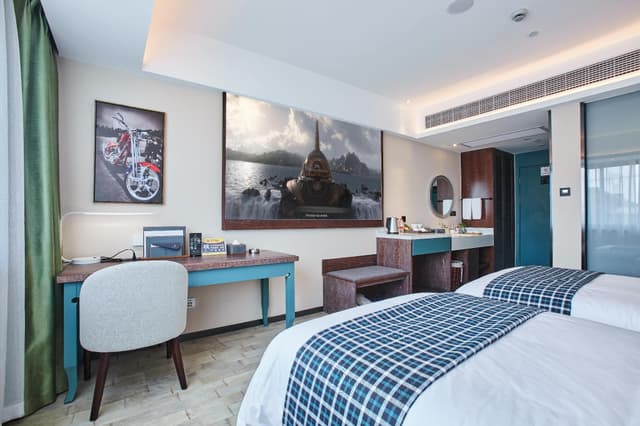 Double Twin Room