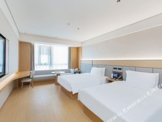 zero pressure twin bed room