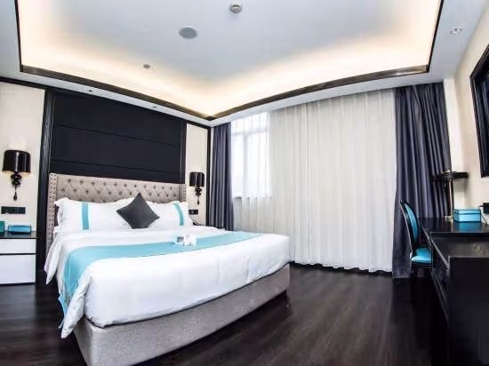 Xana - Deluxe Bed Room