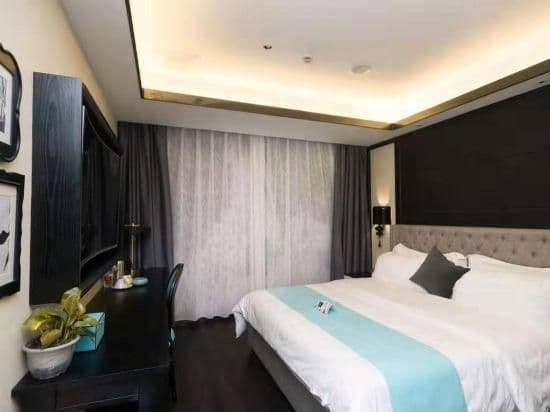 Xana - G Bed Room