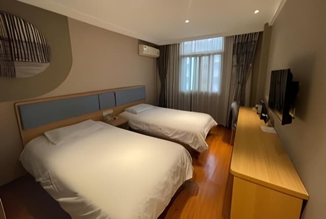 Twin Superior Room