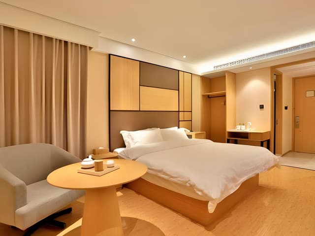 Superior Room (Queen bed)