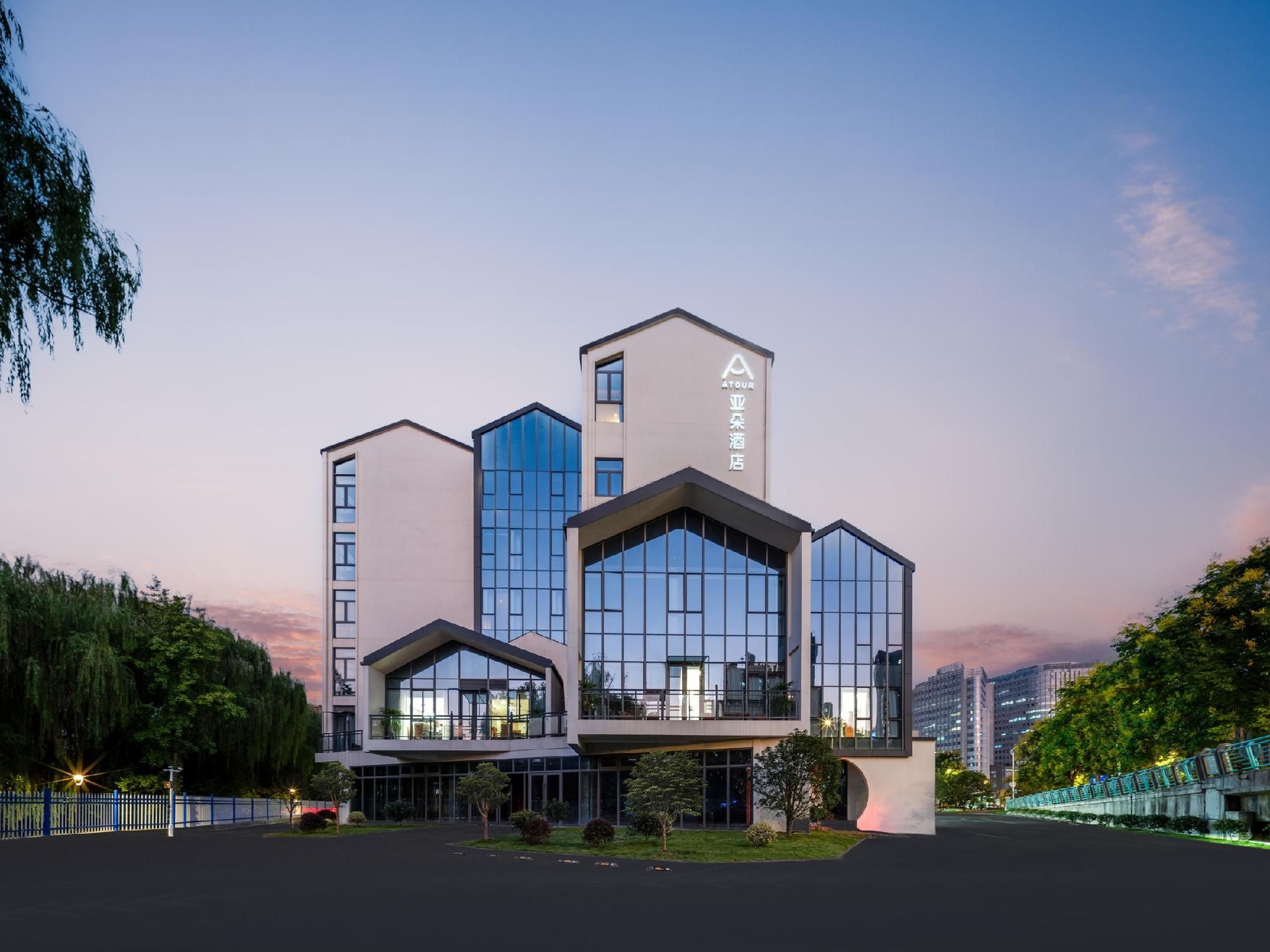 Atour Hotel Hangzhou City University Xilian Bridge0