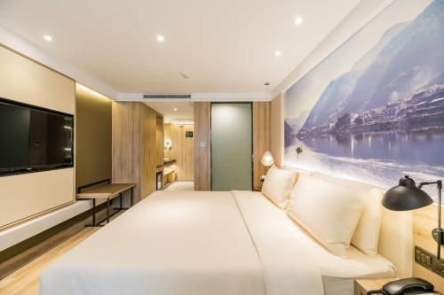 Atour Hotel Hangzhou West Lake Cultural Square Metro Station Shangtang Road3