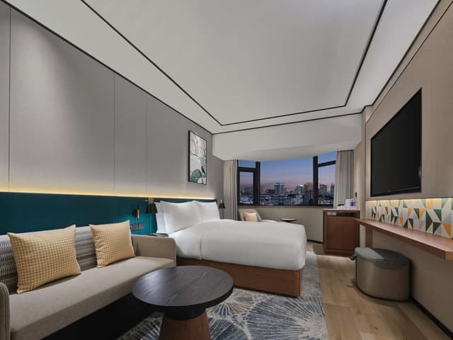 KING SUPERIOR GUEST ROOM