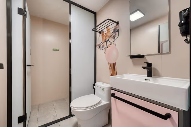 Huazhu - Feature 1 Bed Room
