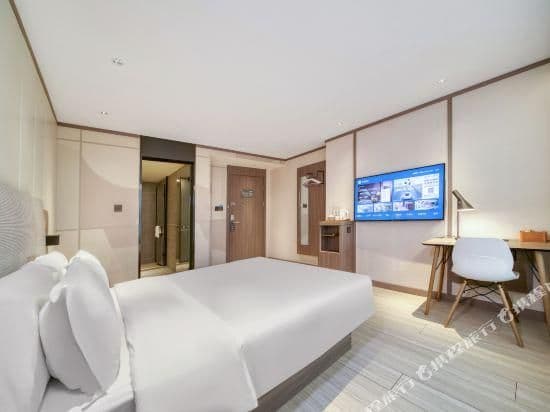 Business Queen Room