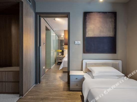 WH - Feng Ya Family Suite