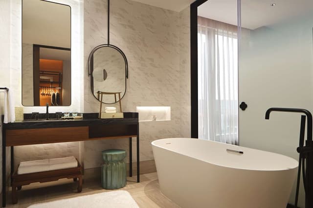 KING DELUXE TERRACE ROOM
