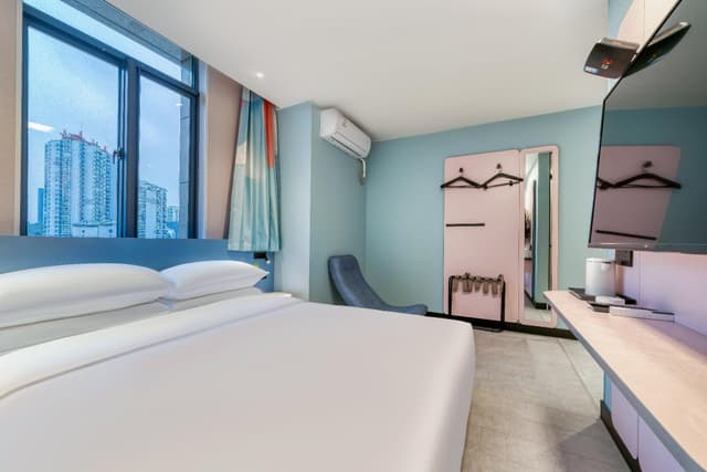 Huazhu - Colorful Candy 1 Bed Room