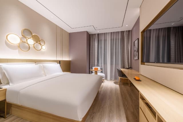 Huazhu - Superior BedRoom