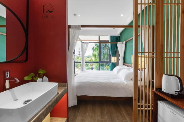 Superior Double Room B