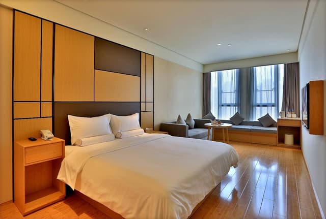 Zero Pressure Superior Queen Room