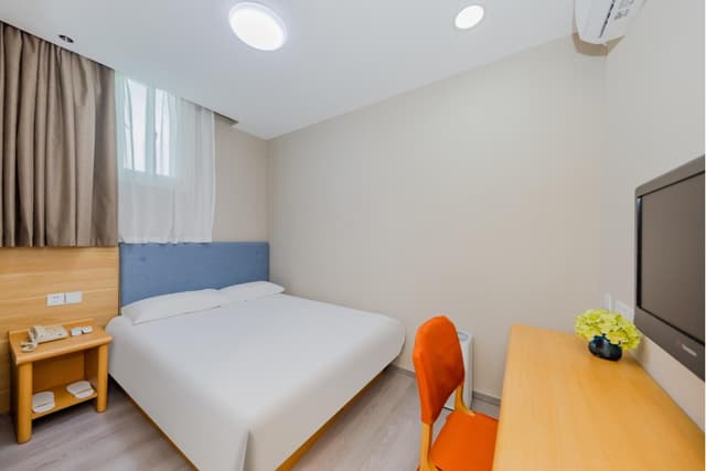 HOM - 1 Bed Room