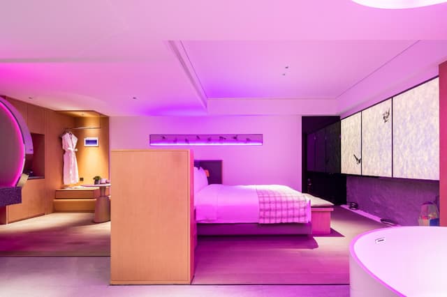 Rezen - RIHE Designer 1 Bed Room