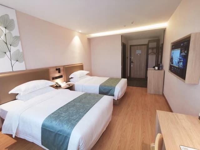 GTR - Twin Room No Window