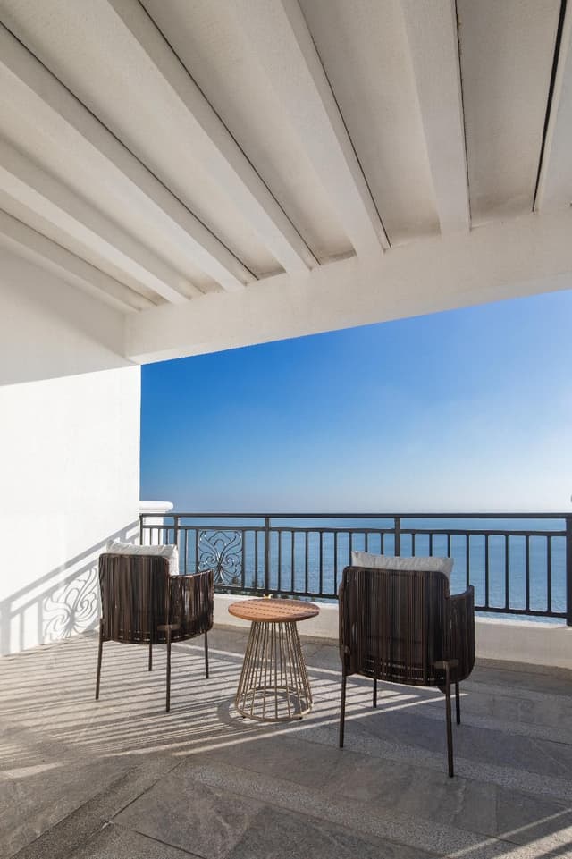 Sea View Queen Room