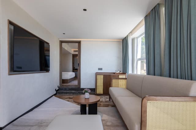 Superior Suite