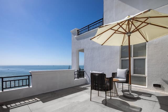 Superior Suite