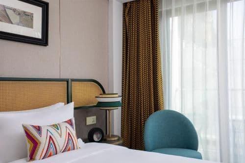 1 King Bed, Deluxe Room, Non-Smoking