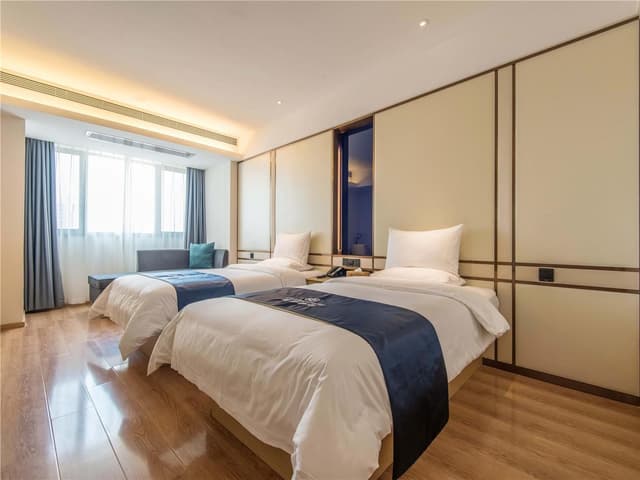 Twin Superior Room