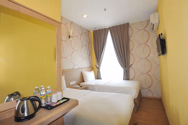 Deluxe Twin Room