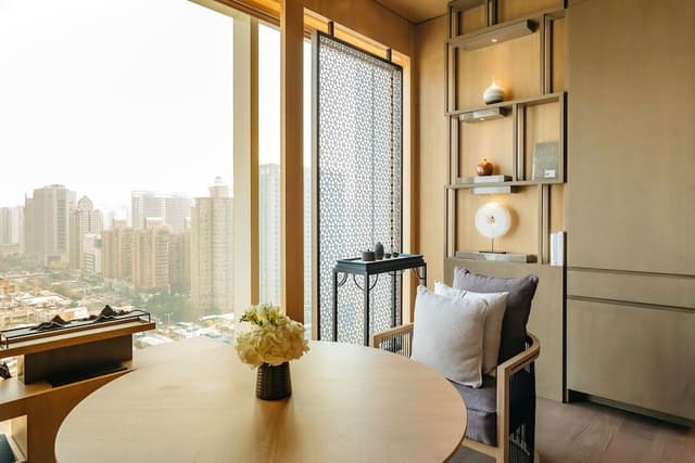 Room, 1 King Bed, City View