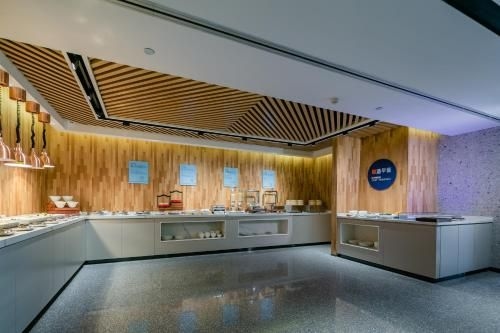 ฮอลิเดย์ อินน์ เอ็กซ์เพรส ซีอาน ไฮ-เทค โซน นอร์ธ (Holiday Inn Express Xi'an High-Tech Zone North)1