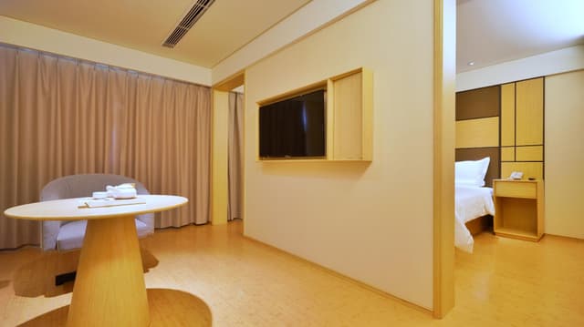 Huazhu - Business Bed Room