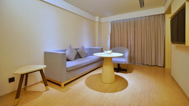Huazhu - Business Bed Room