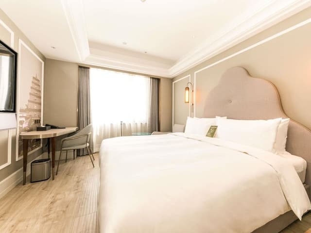 Deluxe Room, 1 King Bed