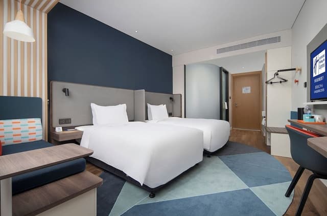 Room (Specialty)