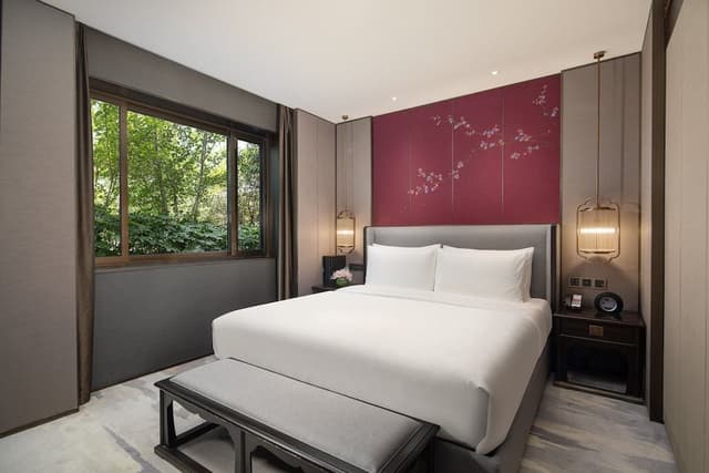 Suite (Tanghua)