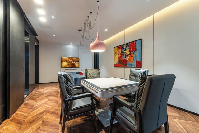Three-Bedroom Suite with Three King Beds
