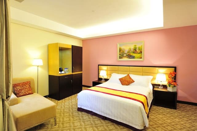 Premier Suite (Executive)