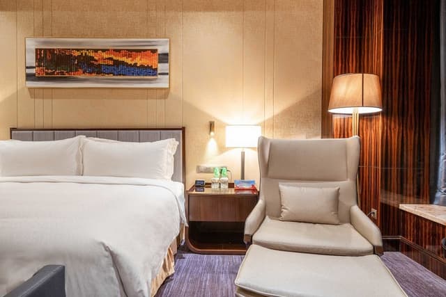 Chateau Suite (Hot Spring Access)