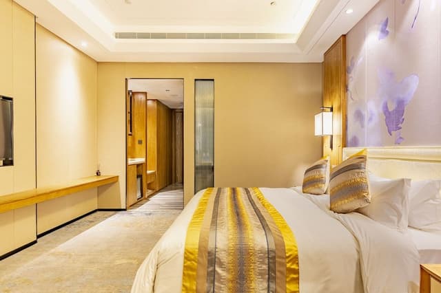 Deluxe Double Room, Lake View