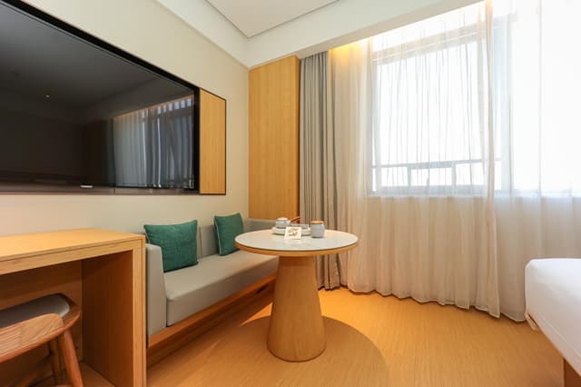 Huazhu - Superior BedRoom