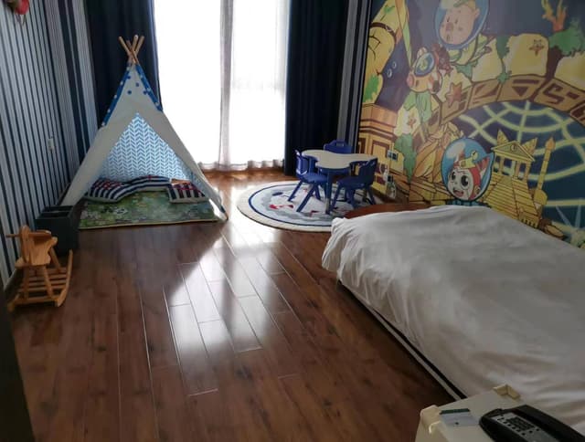 Connected Family Room