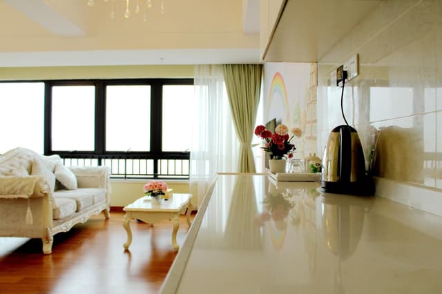 Theme Queen Room