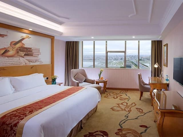 WH - Superior Bed Room